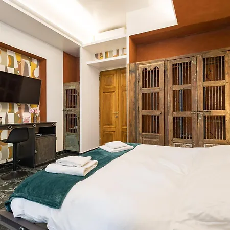 Aetius 12 Relais Roma