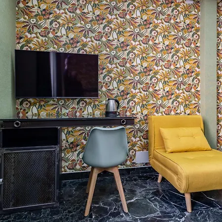 Aetius 12 Relais Rome