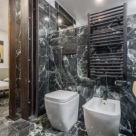Aetius 12 Relais 4*