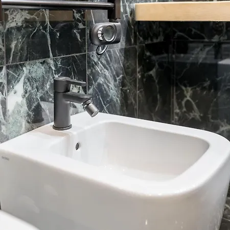 Aetius 12 Relais Konukevi Roma