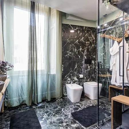 Aetius 12 Relais 4*
