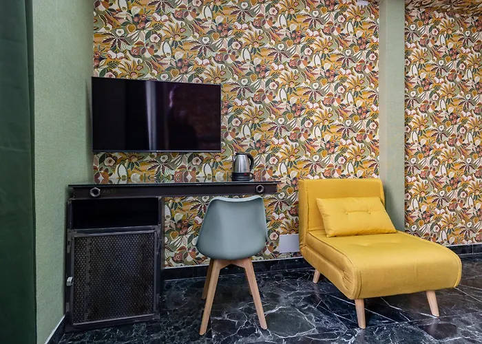 Aetius 12 Relais Rome